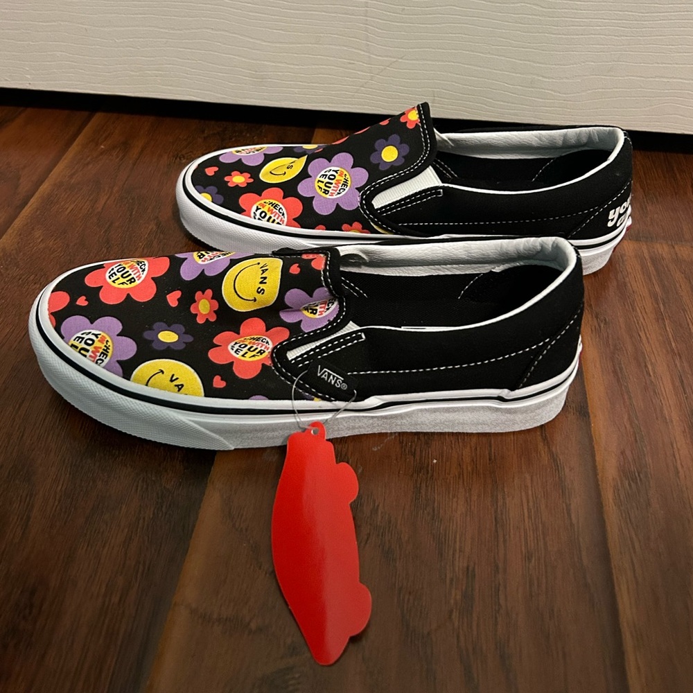 Vans Black Radically Happy Slip-Ons Size 7.5 Womens